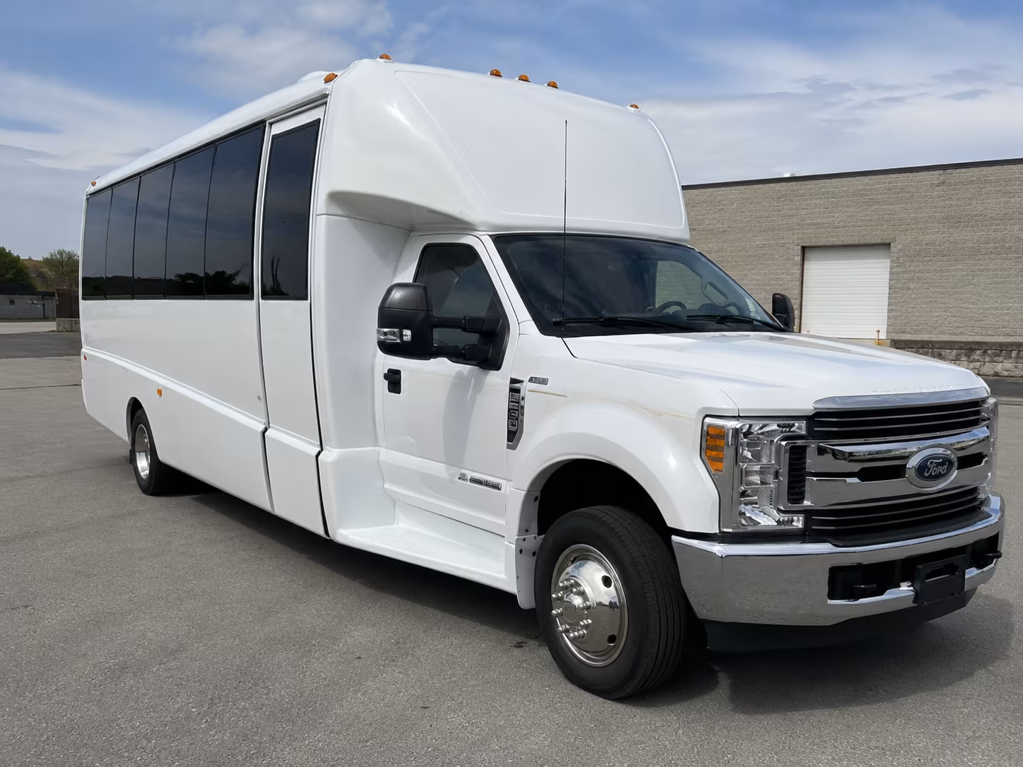 compton professional charter bus transportation for compton corporate groups