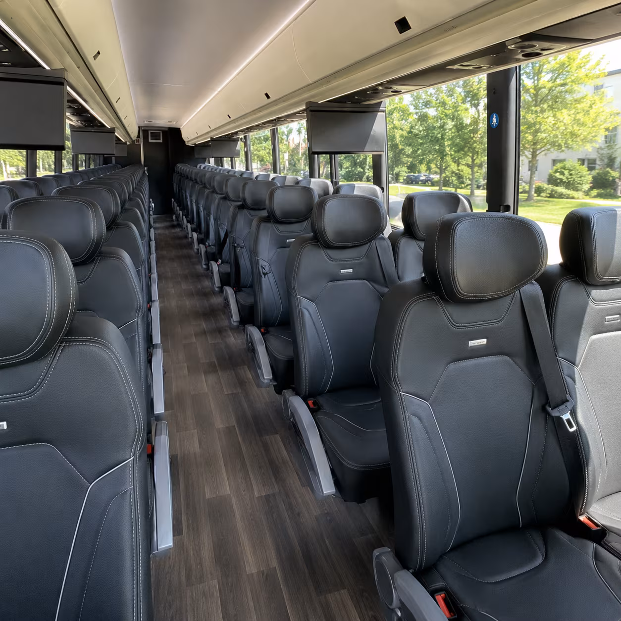 fullerton charter bus rentals for museums and educational attractions